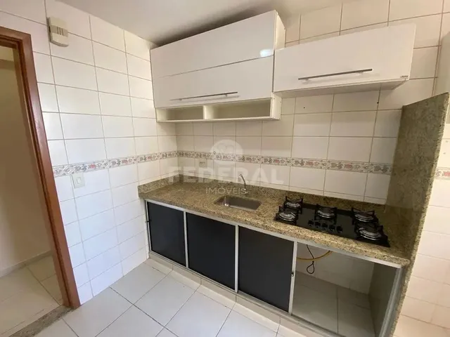 Imagem 2: Apartamento para Locação, 03 Quartos (Sendo 01 Suíte com Armários e Ar Condicionado)
