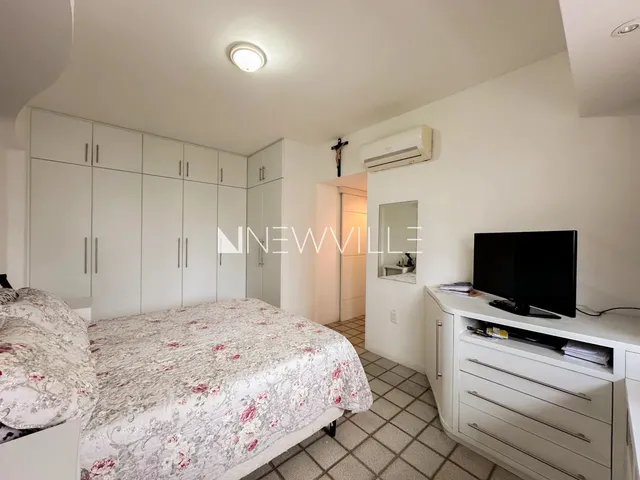 Imagem 2: Apartamento com 4 Quartos À Venda em Boa Viagem