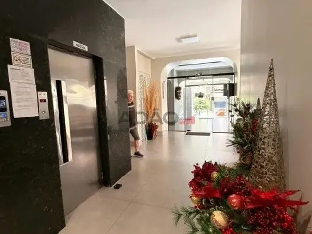 Imagem 2: Edifício Castel Gandolfo Apartamento com 2 Quarto(S) e 2 Banheiro(S) À Venda, 61.14 Por