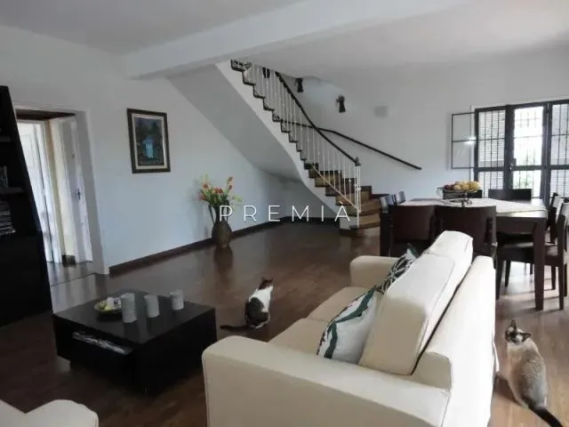 Imagem 2: Excepcional Casa na Mosela em Rua Nobre, 6 Quartos
