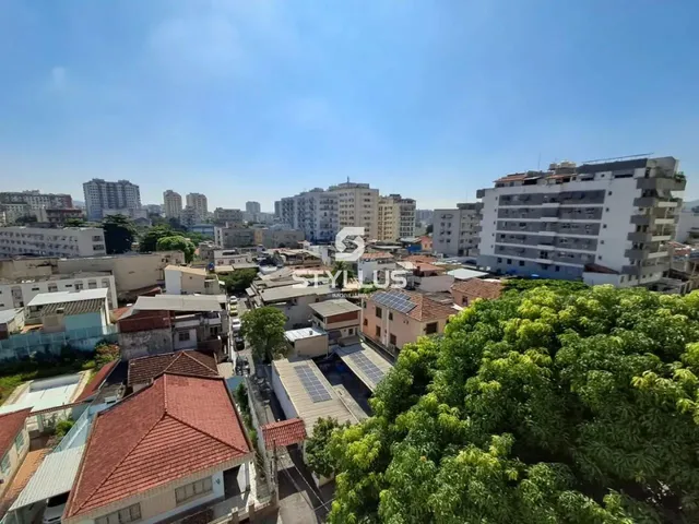 Imagem: Amplo Apartamento com Sol da Manhã e Portaria