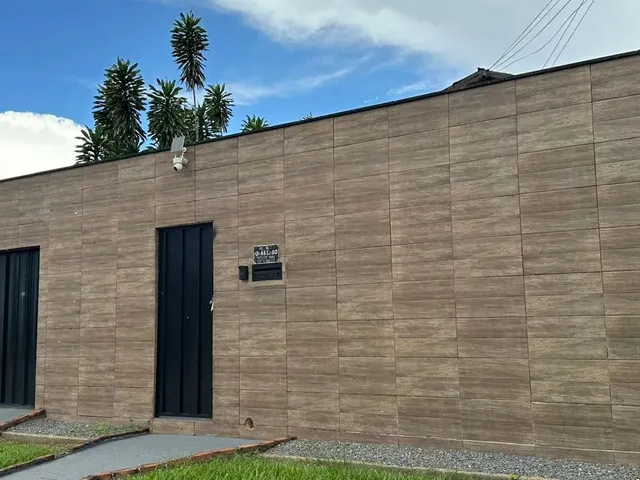 Imagem: Casa Ampla com Quintal - 368M² de Lote