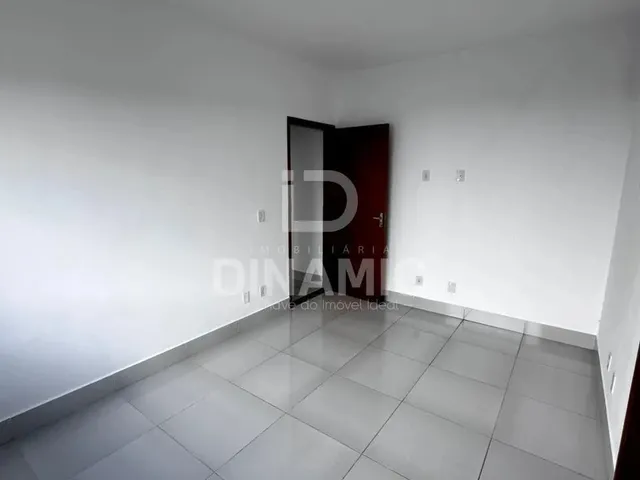 Imagem 3: Casa 2 Quartos com Suíte no Setor Serra Dourada III  Aparecida de Goiânia