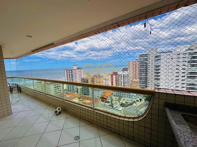 Imagem: O apartamento possui 3 Dormitórios, 1 Suíte, 4 Banheiros,