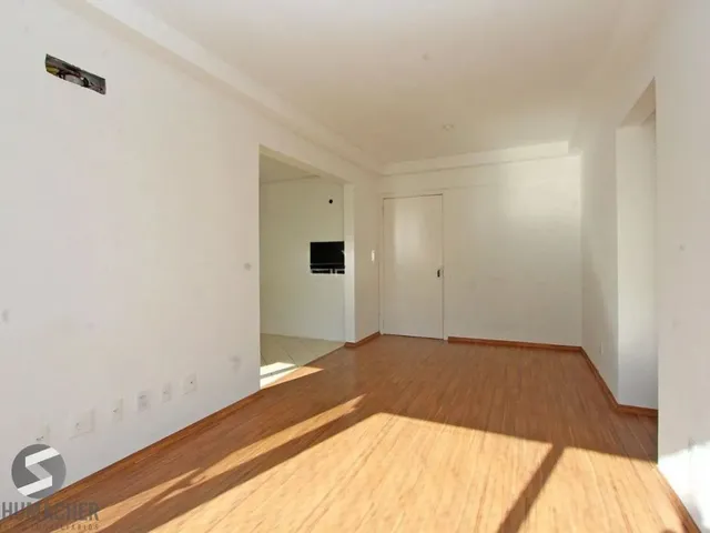 Imagem 2: Apartamento 3 Dormitórios À Venda na Cavalhada