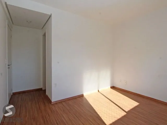 Imagem 3: Apartamento 3 Dormitórios À Venda na Cavalhada