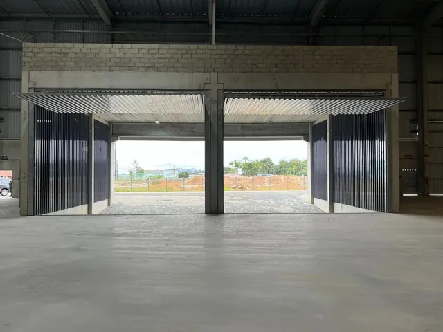 Imagem: Galpões de 10.000 M2 Navegantes Sc Bairro