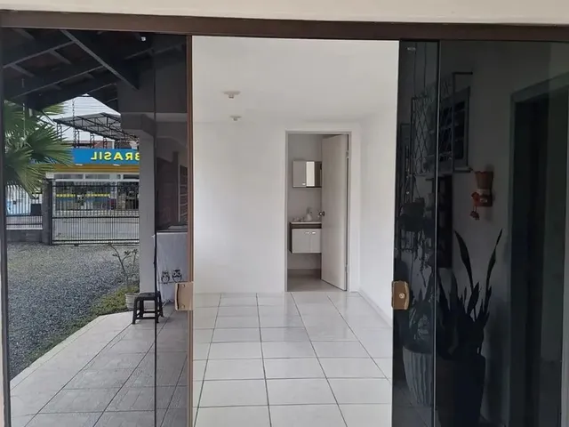 Imagem: Alugo Sala Comercial 35M² no Saguaçu