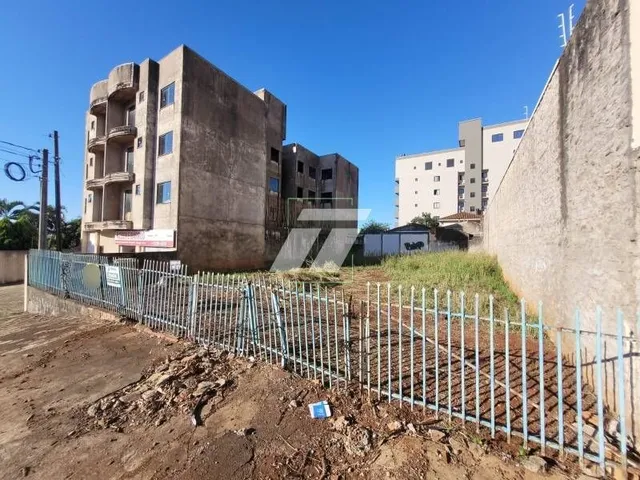 Imagem 2: Terreno na Rua Principal do Bairro Cancelli
