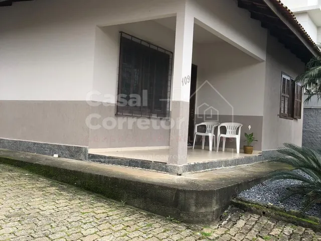 Imagem: Casa à venda no bairro Santa Terezinha