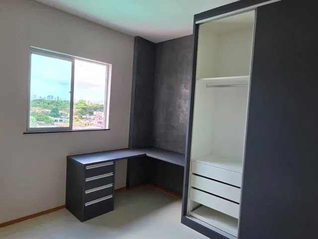 Imagem: O apartamento possui 3 Dormitórios, 1 Suíte, 2 Banheiros,