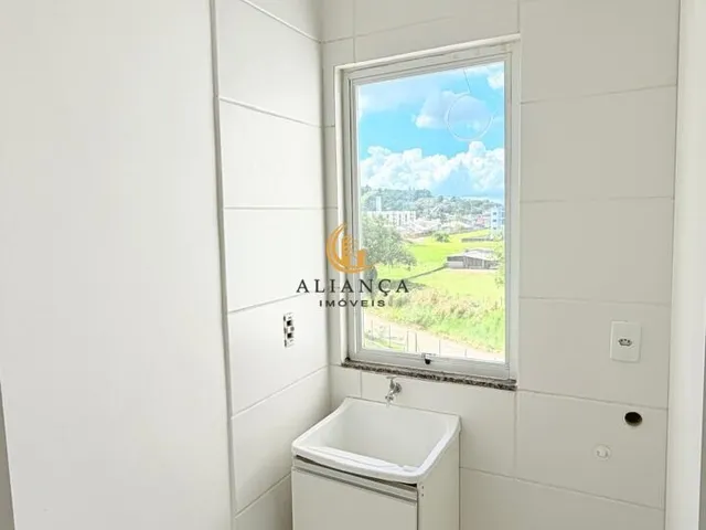 Imagem 10: Este lindo apartamento de 2 Dormitórios e 1 Banheiro com 47
