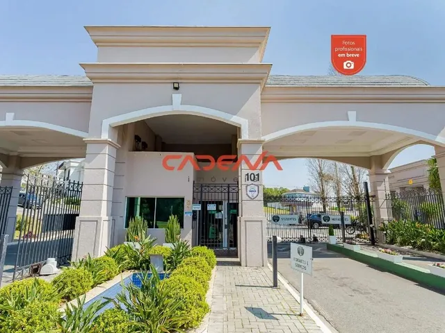 Imagem: Casa com 3 Suítes e 3 Vagas À Venda no