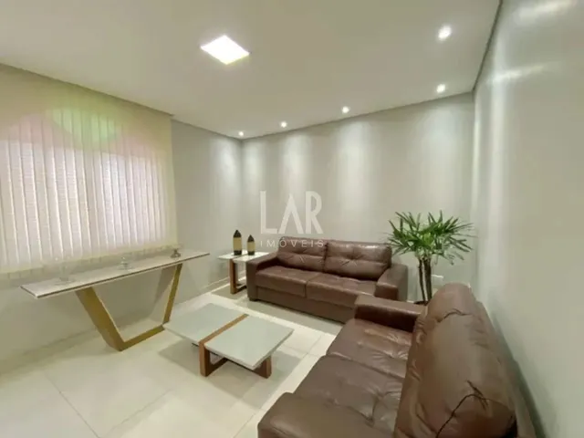 Imagem: Casa Geminada À Venda, 3 Quartos, 1 Suíte