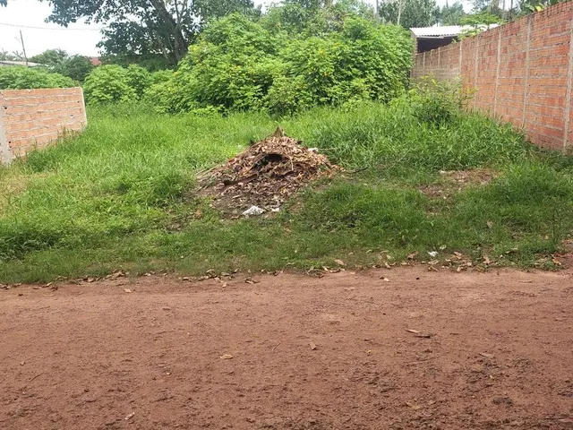 Imagem: Terreno Medido 10 de Frente e 30 de Fundo