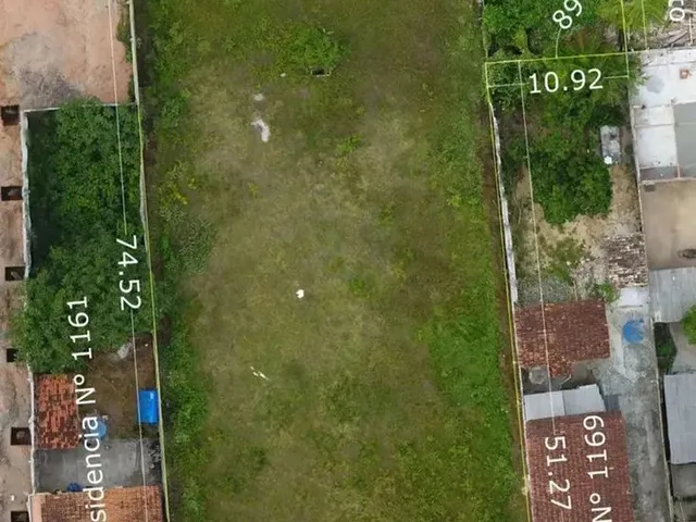 Imagem: O terreno possui 2.285m² de Área e está localizado em Centro