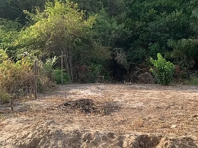 Imagem: O terreno possui 350m² de Área e está localizado em