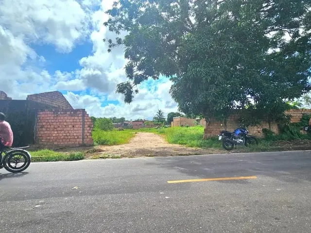 Imagem: O terreno possui 782m² de Área e está localizado em