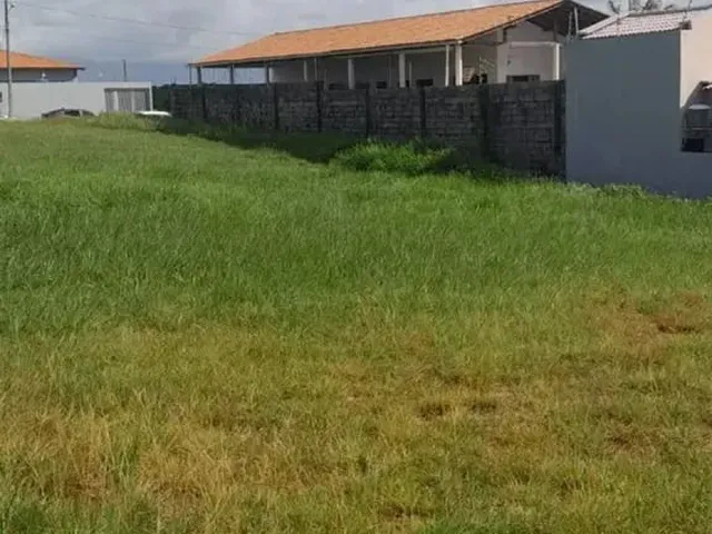 Imagem: O terreno possui 250m² de Área e está localizado em