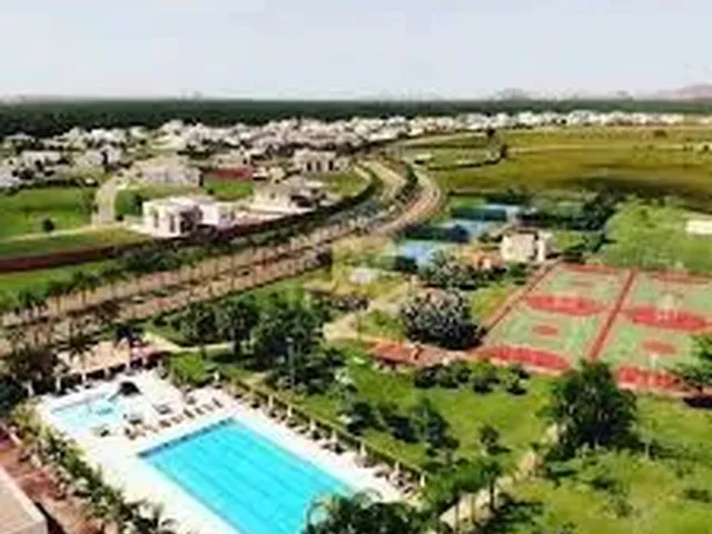 Imagem: Terreno Amplo em Condomínio de Alto Padrão