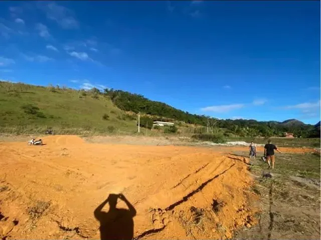 Imagem: Vendo Terreno