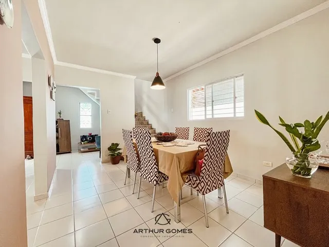 Imagem 12: Casa em Candeias com 3 Quartos e 240 m²