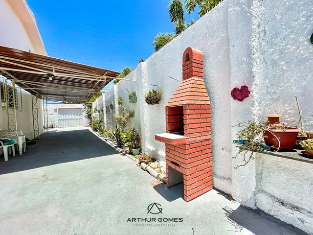 Imagem 13: Casa em Candeias com 3 Quartos e 240 m²