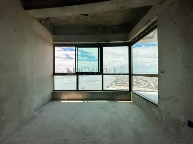 Imagem 12: Apartamento À Venda no Edifício Mirante Capibaribe com 268M² 4 Suítes