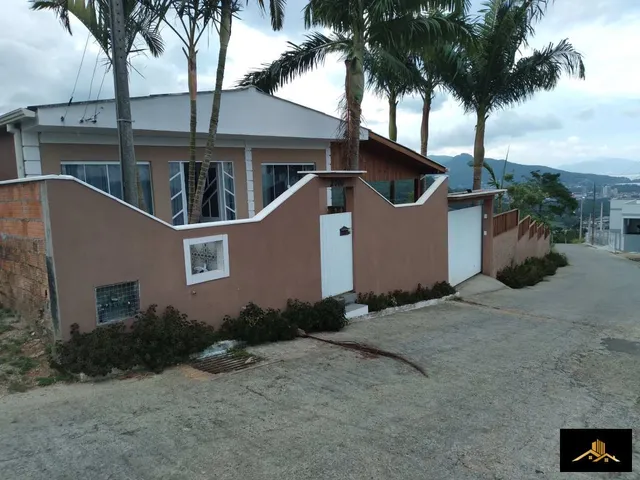 Imagem: Casa para Alugar em Lugar Alto e Nobre de