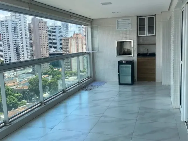 Imagem 6: Alugo Apto com 3 Suítes, Nascente