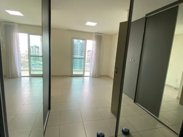 Imagem 2: Alugo Apto com 3 Suítes, Nascente
