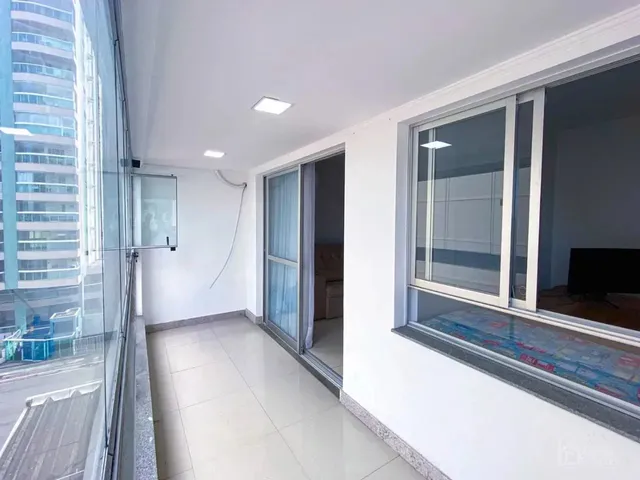 Imagem 2: Imóvel para Venda com 75 Metros Quadrados com 2 Quartos em Praia da Costa - Vila Velha