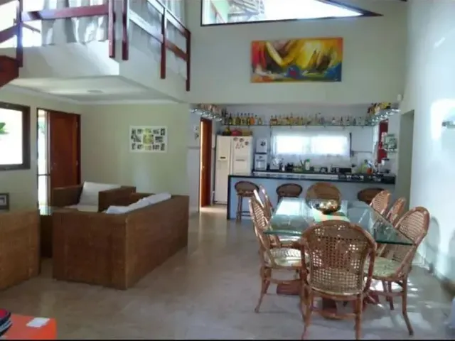 Imagem 13: Belíssima e Ampla Casa Muito Bem Mobiliada e Decorada em Condomínio na Praia de Porto