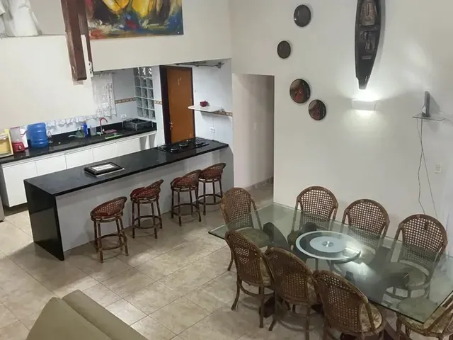 Imagem 10: Belíssima e Ampla Casa Muito Bem Mobiliada e Decorada em Condomínio na Praia de Porto