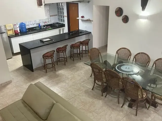 Imagem 6: Belíssima e Ampla Casa Muito Bem Mobiliada e Decorada em Condomínio na Praia de Porto