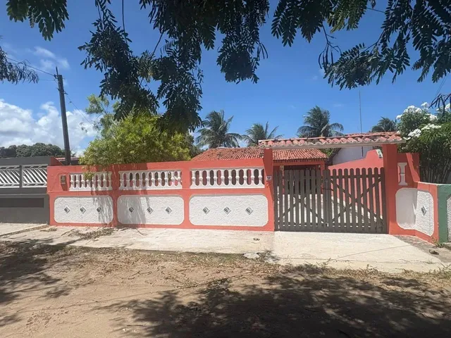 Imagem: Excelente Casa em Carne de Vaca com Piscina