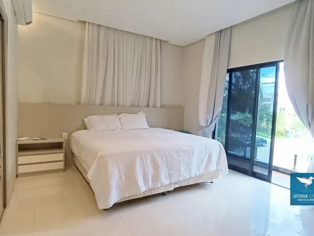 Imagem 2: Belíssima Casa Duplex em Lote de Esquina e com Frente para o Bosque no Alphaville