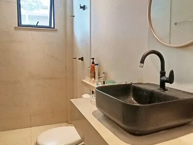 Imagem 9: Belíssima Casa Duplex em Lote de Esquina e com Frente para o Bosque no Alphaville