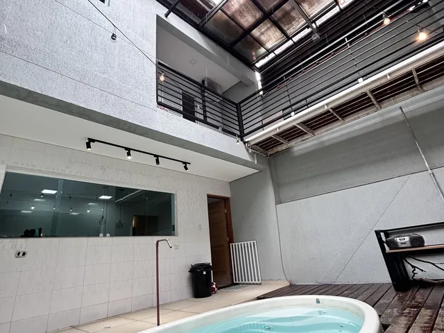 Imagem 8: Sobrado Alto Padrão com piscina