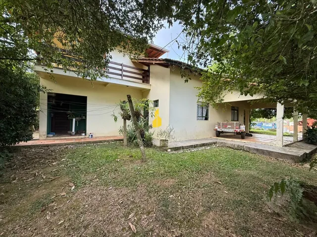 Imagem: Casa Ampla com Ótima Localização em Rio
