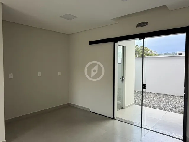 Imagem 2: Sobrado Geminado com duas suites pronto para Morar!