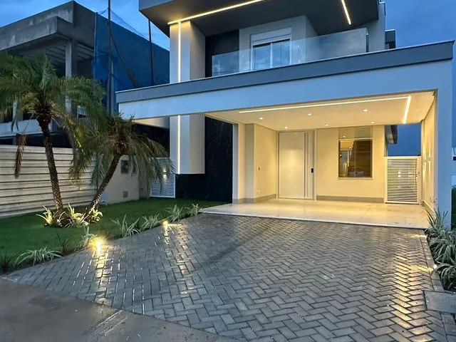 Imagem: Casa Térrea com 3 Suítes Á Venda no Condomínio