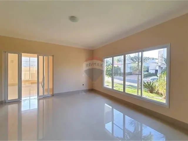 Imagem: Casa para Alugar com 3 Quartos, Sendo 1