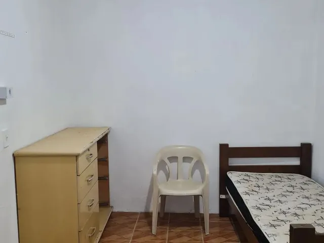 Imagem: Alugo Quartos Suítes e Kitnet, Masculino