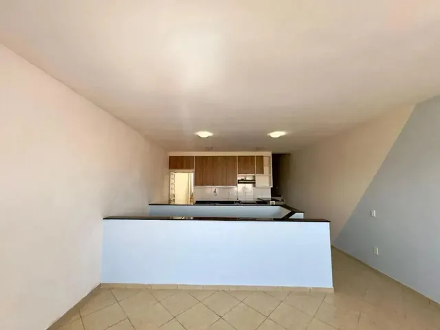Imagem 7: Imóvel para Aluguel Possui 110 Metros Quadrados com 2 Quartos em Parque Jambeiro
