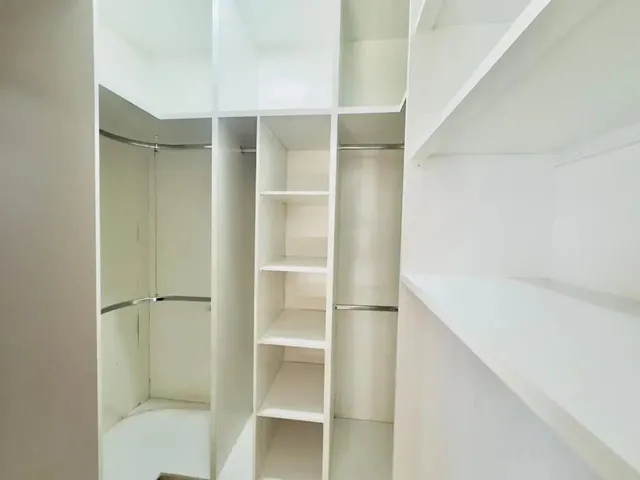Imagem 11: Imóvel para Aluguel Possui 110 Metros Quadrados com 2 Quartos em Parque Jambeiro