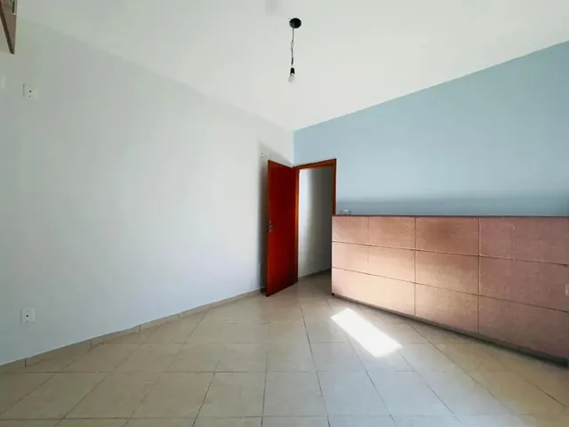 Imagem 4: Imóvel para Aluguel Possui 110 Metros Quadrados com 2 Quartos em Parque Jambeiro