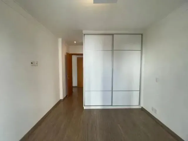 Imagem 2: Imóvel para Aluguel com 100 Metros Quadrados com 3 Quartos em Vila Itapura - Campinas