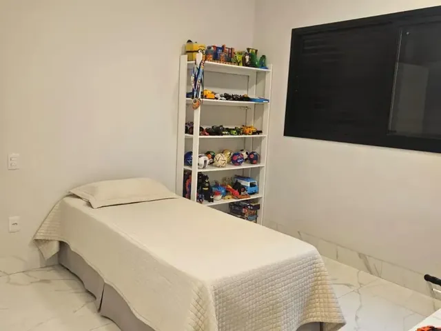 Imagem 8: Sobrado para Aluguel e Venda com 234 Metros Quadrados com 3 Quartos