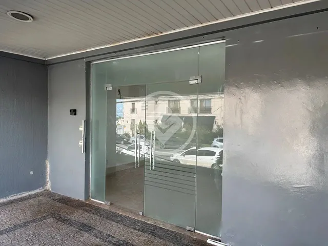 Imagem: Espaço Comercial em Avenida, com 200M2